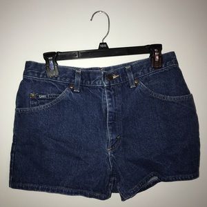VINTAGE HIGH WAISTED DENIM SHORTS